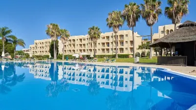 The Navigator - Palm Oasis Alvor Hotels in Alvor