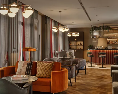 Radisson RED Berlin Kudamm Отели рядом с достопримечательностью «Торговый центр Bikini Berlin»