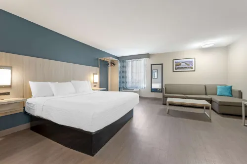 Best Western Plus Lafayette Hotel University Area