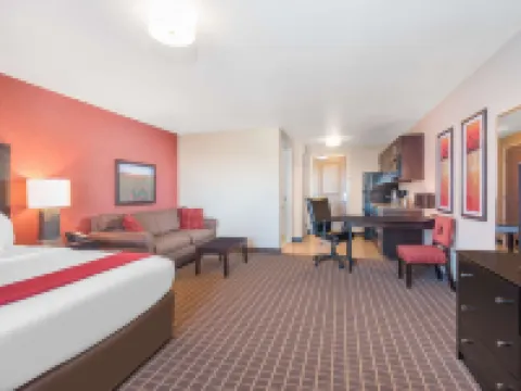 Hawthorn Extended Stay by Wyndham Dickinson Hotels in Stark County