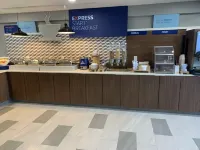 Holiday Inn Express & Suites Port Washington by IHG - breakfast