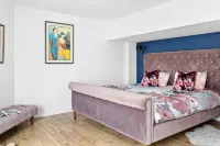 Coombe Bank - Seaboard Spirit, Contemporary Chic with Parking Close to Beach Hotels in Teignmouth