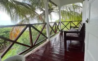 Zenbreak The Tree House Apartment Hotels near The Lion At Gun Hill