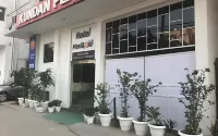 Hotel Marigold Hotels in Delhi