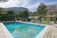 Kyveli Hotel Apartments Hotels in Vrontados