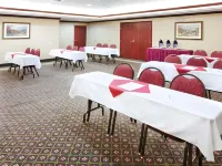 Holiday Inn Express & Suites Gainesville