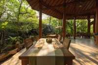 Vanasin Residence