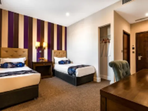 Grand Sapphire Hotel & Banqueting Hotels in Croydon