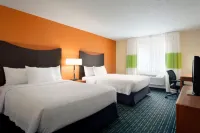 Fairfield Inn & Suites Champaign Hotels in Champaign