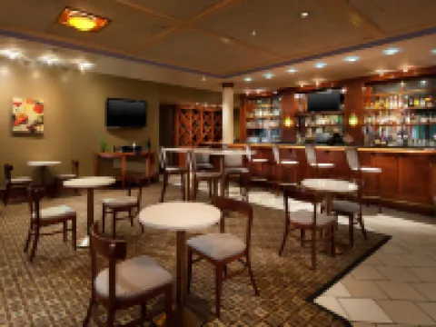 Four Points by Sheraton Bakersfield ベーカーズフィールドのホテル