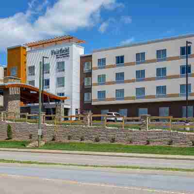 Fairfield Inn & Suites Pigeon Forge Hotel Exterior