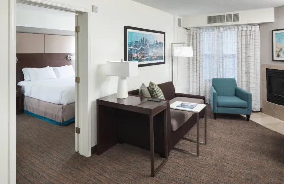 堪薩斯城鄉村俱樂部廣場居家旅館