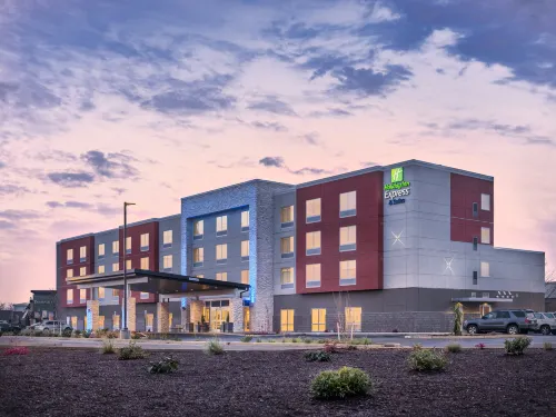 Holiday Inn Express & Suites SALEM NORTH - KEIZER by IHG