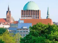 Mercure Hotel am Entenfang Hannover Hotel dekat GOP Variete Theater Hannover