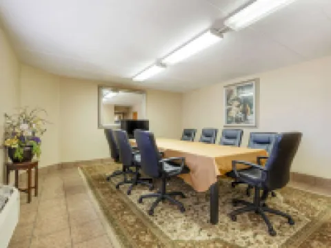 Comfort Inn University Center Hotels in Fairfax