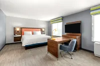 Hampton Inn & Suites Fairbanks - Pysäköinti