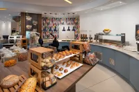Hampton by Hilton High Wycombe - breakfast