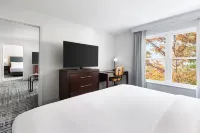 Homewood Suites by Hilton Manchester/Airport - Завтрак