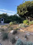 Cactus Garden Cottage…Best Location!! Hotel dekat Golf at Pala Mesa Resort