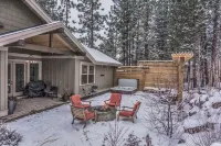 SONrise House - spacious West Side Beauty w Hot Tub and views!! - Parvekkeita