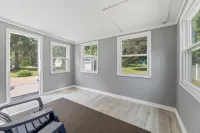 Relaxing Portage Lakes Stay - 3Br Home on 1 Acre