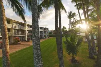 Maui Modern North Shore Beach Condo - Walk to Mamas Fish House! AC, Fast WiFi