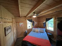 Cabin Directly Across from Kinzua Lake & Onoville Marina Отели рядом с достопримечательностью «Парк штата Ред Хаус Бич эт Аллегани»