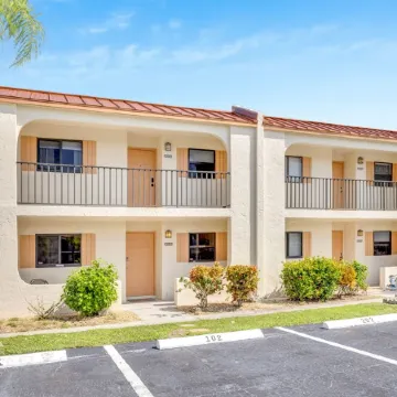 Renovated 5-Star Condo - Pool & Tennis – Near Fort Myers Beach
