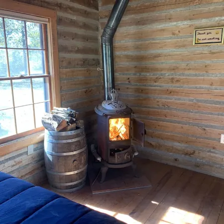 Little Dreamer log cabin
