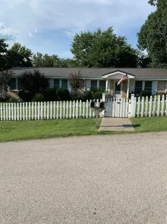 A little bit of country, a little bit of Rock & Roll