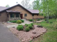 Birchwood Haven-Wooded Lakefront Cabin Retreat on Big Chetac Lake, Birchwood WI - Wi-Fi