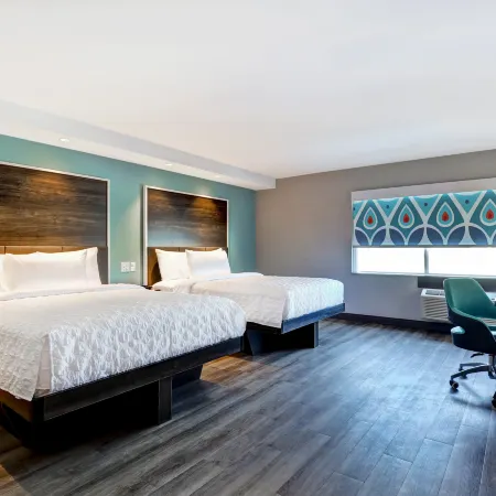 Tru by Hilton Edmonton Windermere