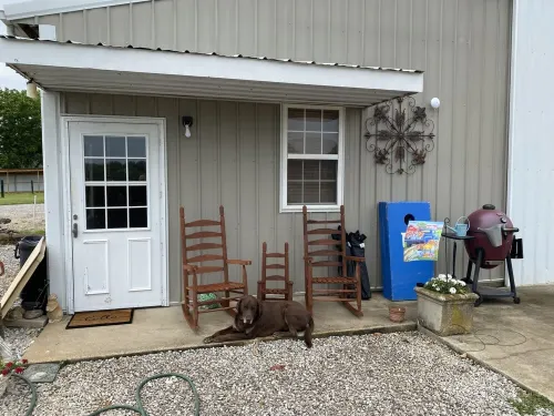 The Shack on Shortcut private Barndominium Hotels in Hart County