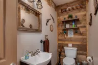 Green Acres Barn Apartment...sleeps 2 comfortably but will sleep 4.