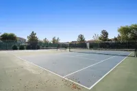 "THE HAMPTON" Gilbert I Designer Style + Comfort I 3bed/2.5bath