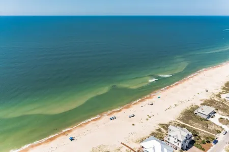 100 Steps to the Gulf -Soaring Ceilings, Beams, Contemp, Free Lighthouse Passes