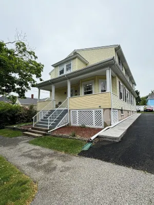 Cozy, 3 bed retreat near downtown Bristol Các khách sạn gần Roger Williams University