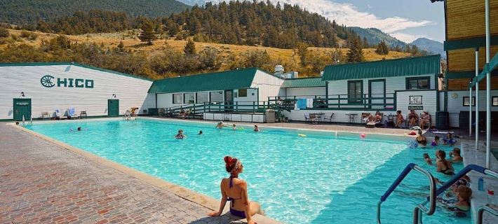 The Bear Den in Downtown Bozeman: Penthouse With Mountain Views Hotels in Bozeman
