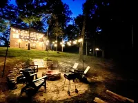 +New Listing+ Luxurious Lake Home w/ Private Dock 温斯頓縣酒店