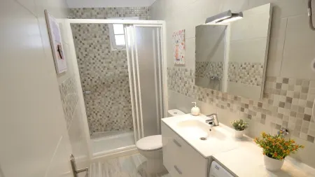 Beautiful new house, with terrace / solarium in Arona Отели рядом с достопримечательностью «Aloe Park»