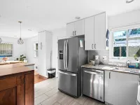 Cozy house Near DC, in Alexandria VA, 5B/2BTH Hotels in Lincolnia