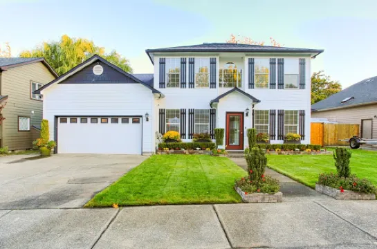 Oregon Winemakers Beautiful Colonial in Salem - Minutes to world class wineries