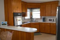 Vaden’s R&R  Sweet charming country house to relax in with family and friends!