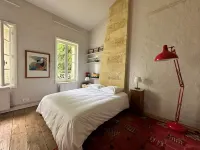 Charming House with Pool, hot tub and Sauna in the Heart of the Saint-Emilion