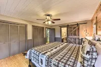 3-Bedroom Cabin Close to Franklin, Sylva and Highlands NC