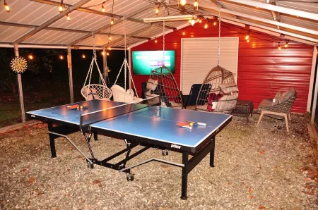 Cozy Stay Near Brevard: Hot Tub & Creek Views