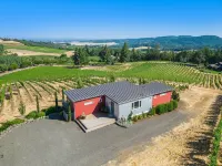 Vineyard Stay at Bryn Mawr the “Right Amount of Everything”