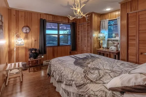 Cozy Cabin w/ Wood-Burning Stove & a Million-Dollar View! No 4W Drive Needed!