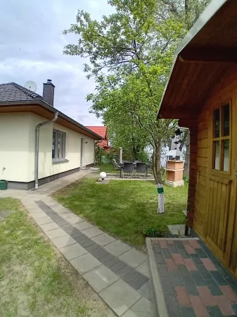 Ferienhaus mit Garten und Direktem Zugang zur Oder