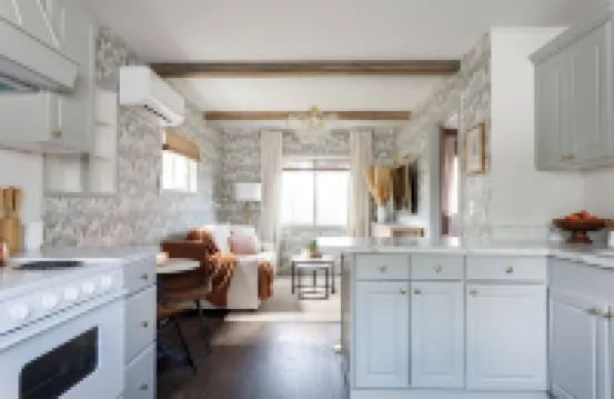 Charming Cottage on the Boise Bench. Minutes from downtown, BSU & the airport.